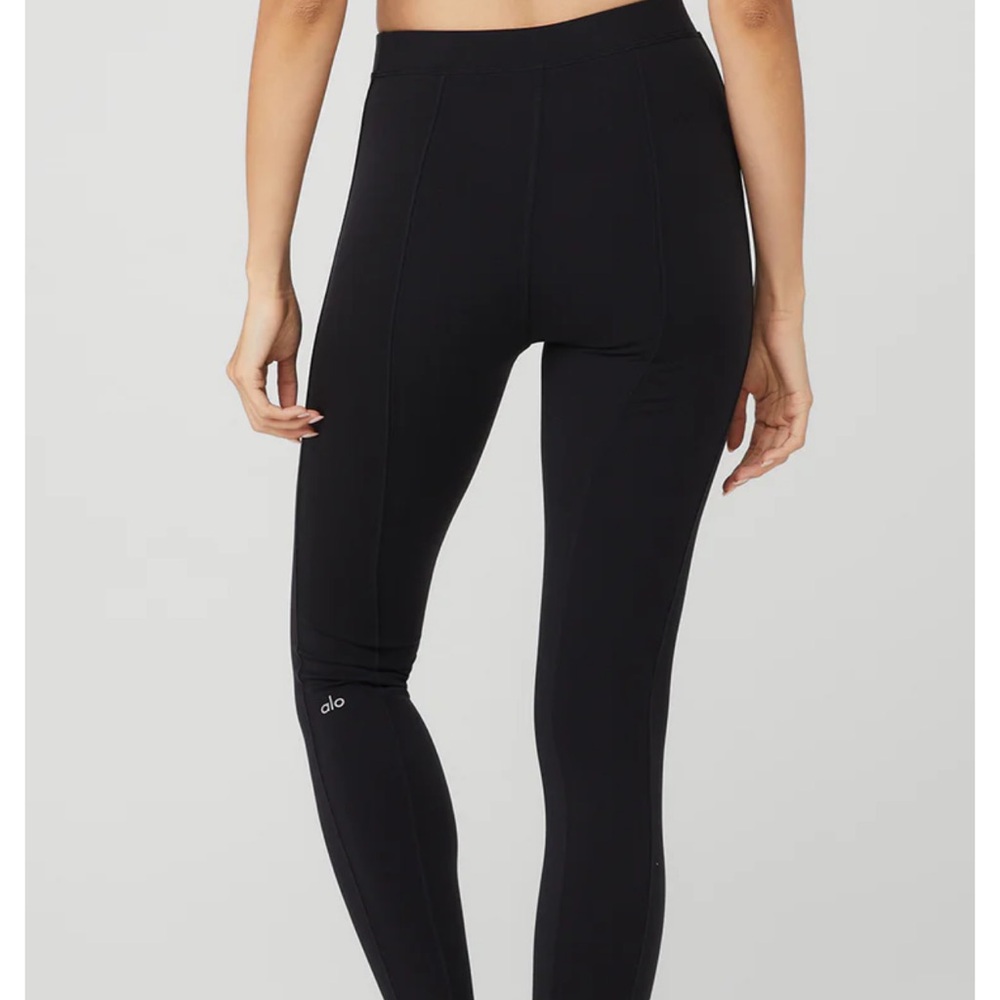 Alo Yoga Coast Panel Stirrup Legging SZ Small Women Black Activewear EUC - Picture 6 of 6